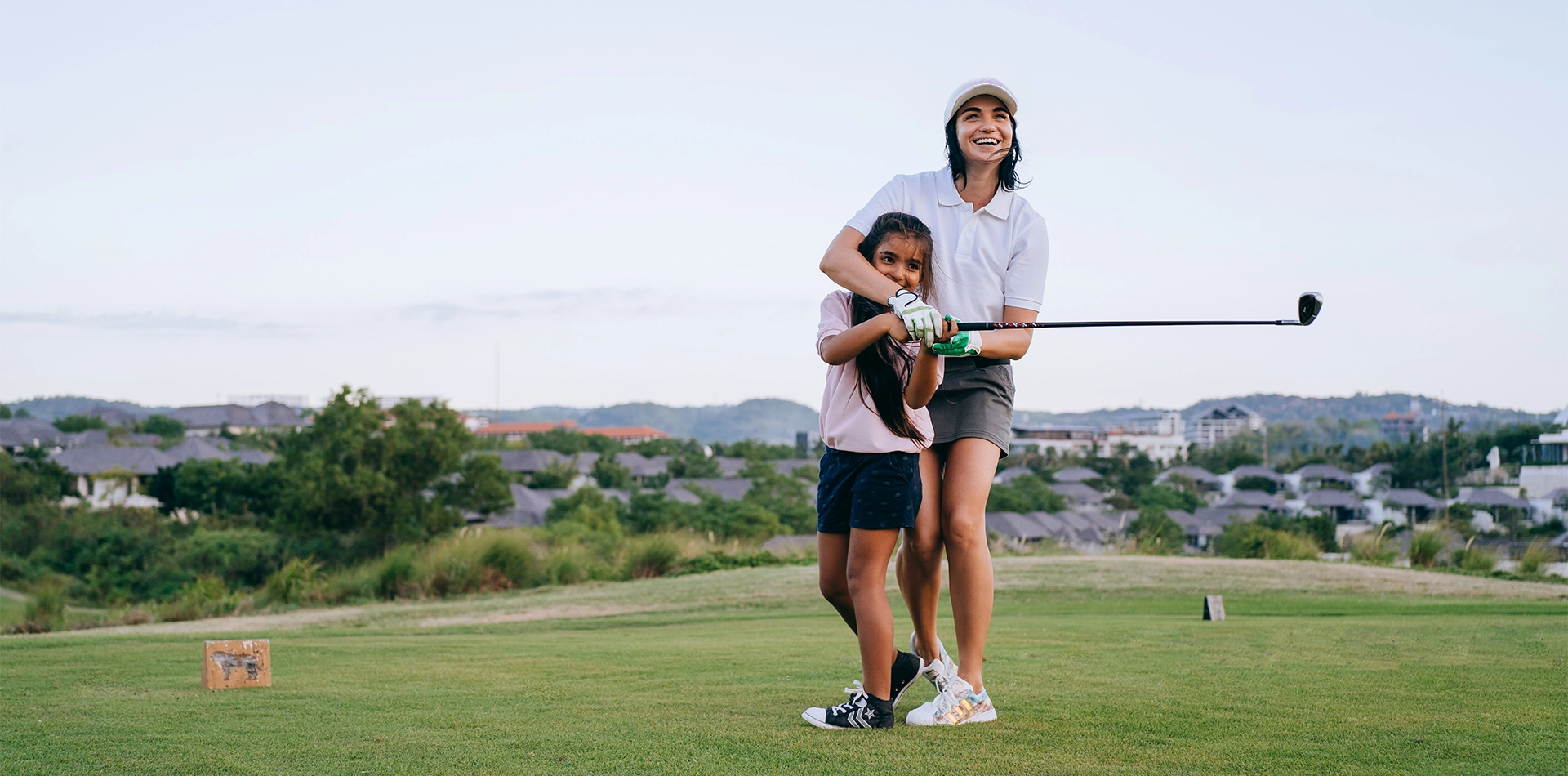 Women's Golf Hats