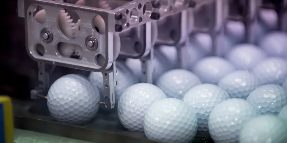 golf ball manufacturing